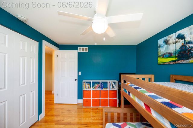 21076 Millbury Drive, Woodhaven, MI 48183