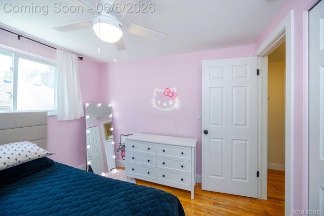 21076 Millbury Drive, Woodhaven, MI 48183