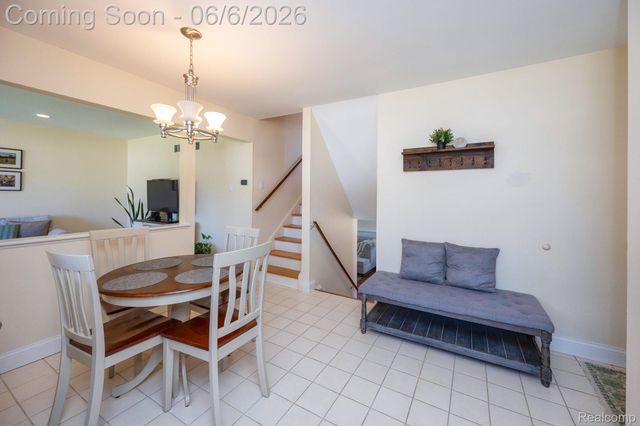 21076 Millbury Drive, Woodhaven, MI 48183