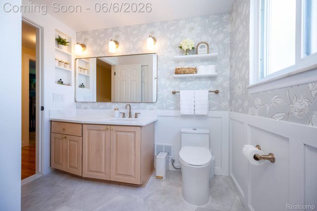 21076 Millbury Drive, Woodhaven, MI 48183