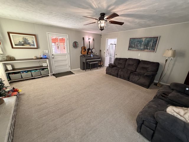 2321 Old Tullahoma Rd, Winchester, TN 37398