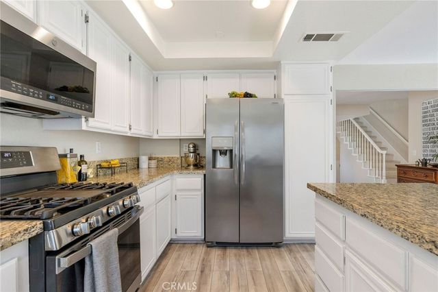 21038 Poolside Lane 5, Huntington Beach, CA 92648