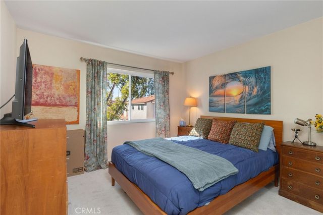 21038 Poolside Lane 5, Huntington Beach, CA 92648