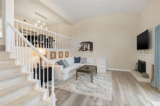 21038 Poolside Lane 5, Huntington Beach, CA 92648