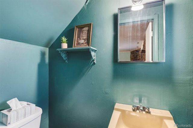 1321 Eagle View Drive, Colorado Springs, CO 80909