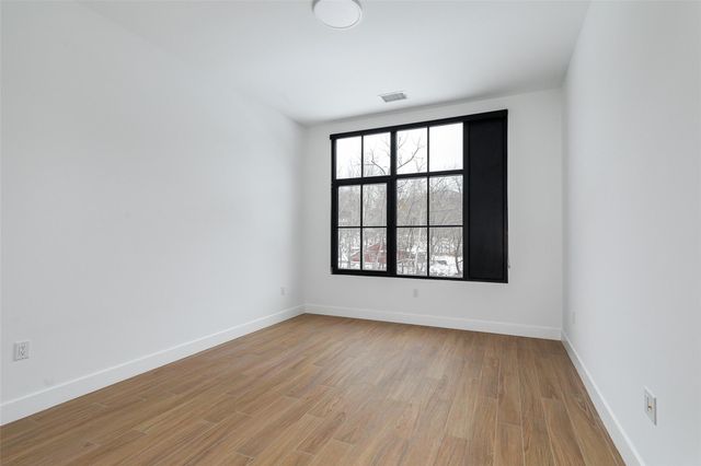 200 Arno Drive 105, Beacon, NY 12508