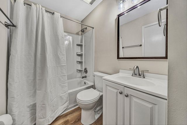 963 Page ST, Salem, VA 24153