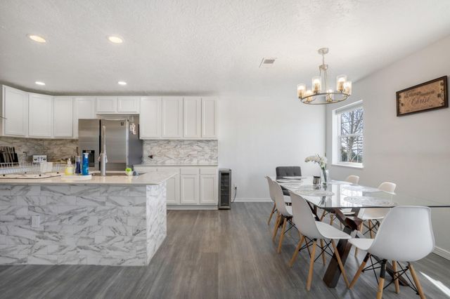 200 Trimble Boulevard NE, Albuquerque, NM 87123