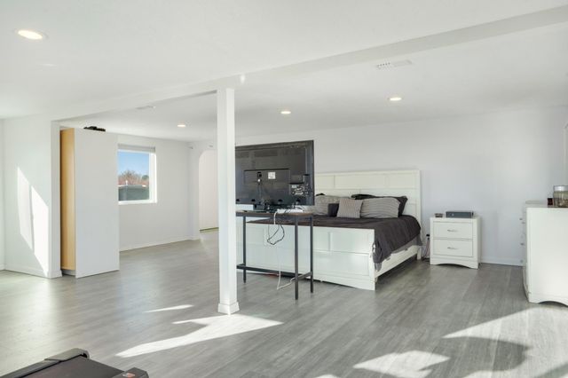 200 Trimble Boulevard NE, Albuquerque, NM 87123