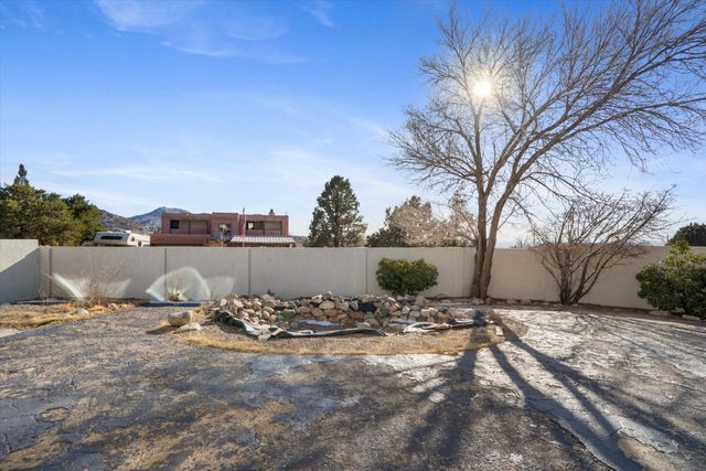 200 Trimble Boulevard NE, Albuquerque, NM 87123