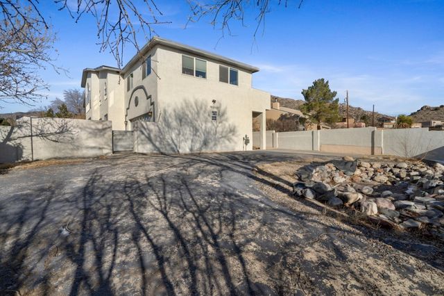 200 Trimble Boulevard NE, Albuquerque, NM 87123
