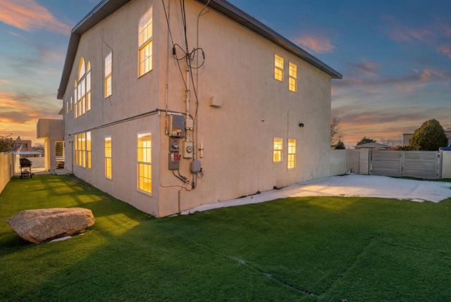 200 Trimble Boulevard NE, Albuquerque, NM 87123