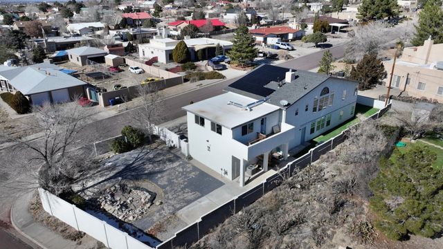 200 Trimble Boulevard NE, Albuquerque, NM 87123
