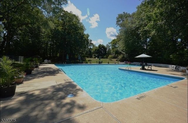 5 Stone Hill Rd, Springfield Twp., NJ 07081