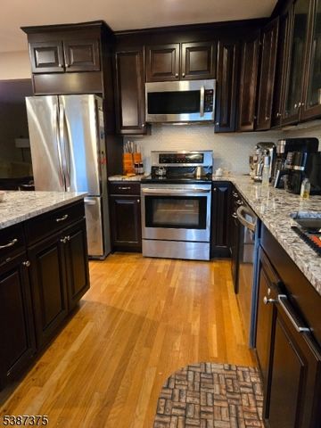 5 Stone Hill Rd, Springfield Twp., NJ 07081