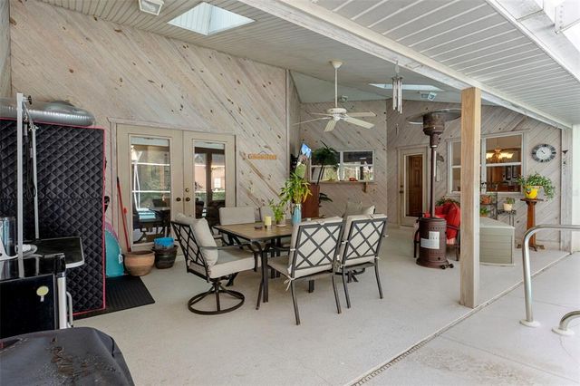 1612 N MARLBOROUGH LOOP, Crystal River, FL 34429