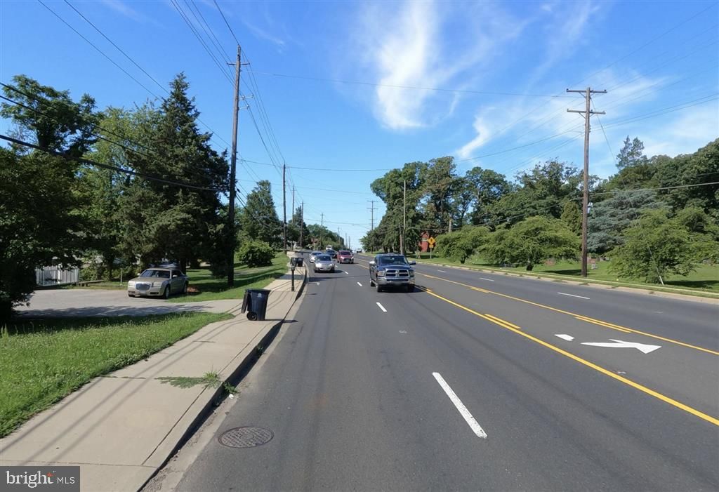 5152 SAINT BARNABAS RD, Temple Hills, MD 20748