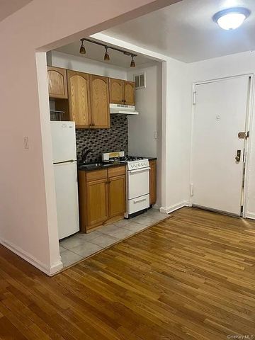 64-35 Yellowstone Boulevard, Forest Hills, NY 11375
