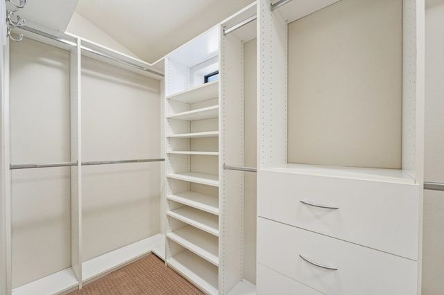 105 Starview Ct, Oakland, CA 94618