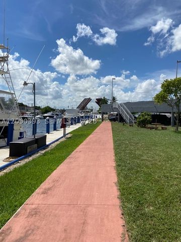 1800 NW 24th Ave 614, Miami, FL 33125