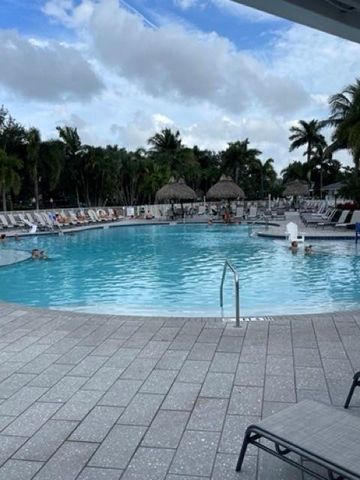 483 S Cortez Drive Circle, Margate, FL 33068