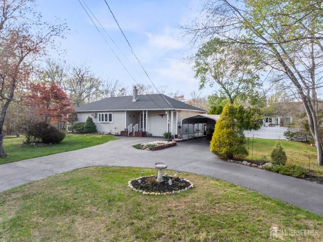 64 Avenue I Avenue, Monroe, NJ 08831