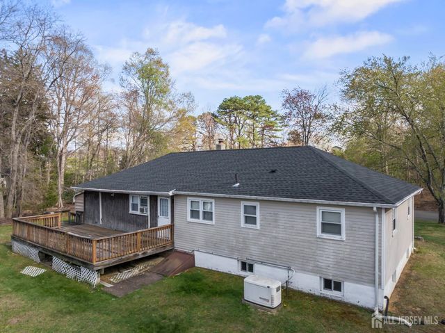 64 Avenue I Avenue, Monroe, NJ 08831