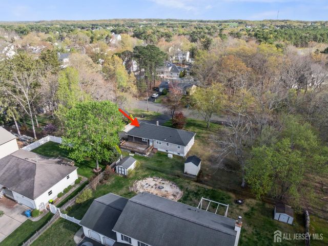 64 Avenue I Avenue, Monroe, NJ 08831