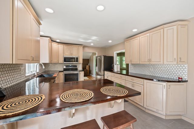 101 Levita Road, Lebanon, CT 06249