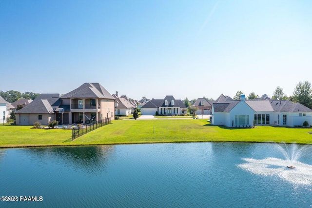 219 Bridgewater Place, Breaux Bridge, LA 70517