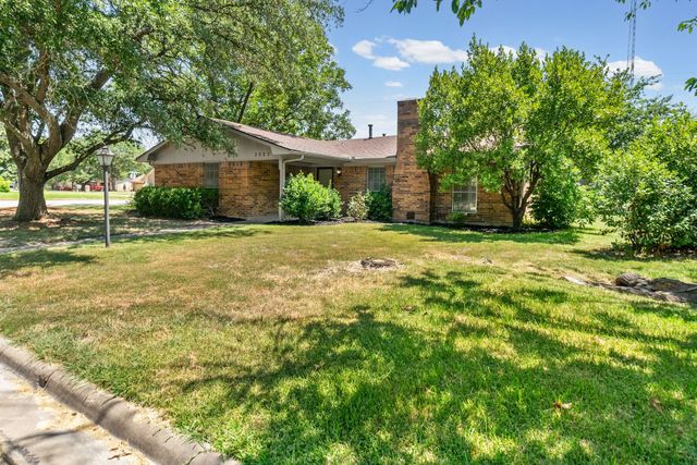 2903 Melmar Park Street, Commerce, TX 75428