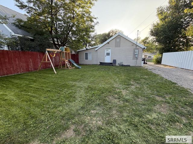 938 Ada Avenue, Idaho Falls, ID 83402