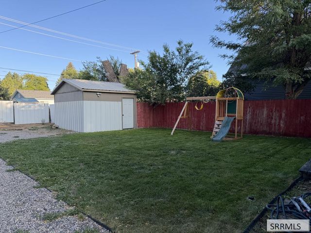 938 Ada Avenue, Idaho Falls, ID 83402