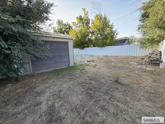 938 Ada Avenue, Idaho Falls, ID 83402
