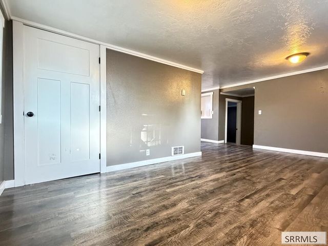 938 Ada Avenue, Idaho Falls, ID 83402