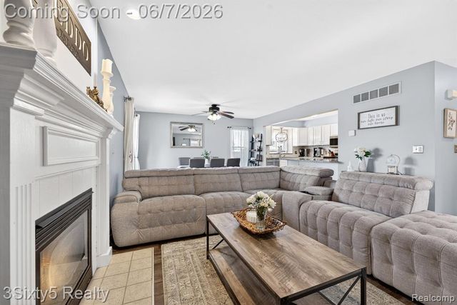 12736 Phelps Street, Southgate, MI 48195