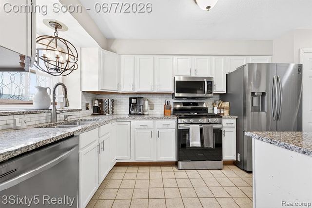 12736 Phelps Street, Southgate, MI 48195