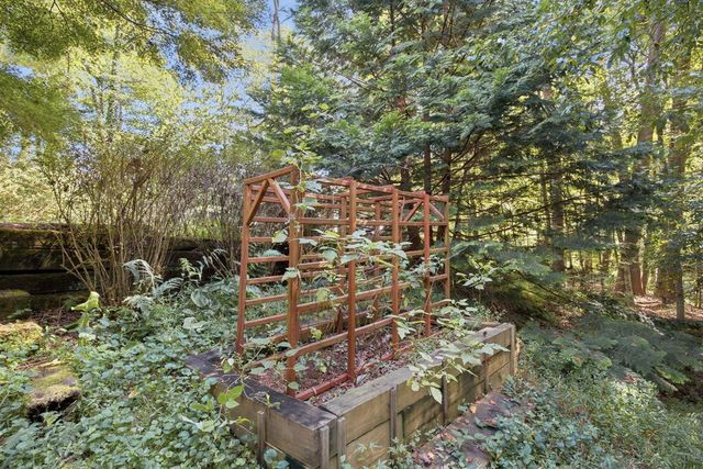 210 Cornett Drive, Ellijay, GA 30540