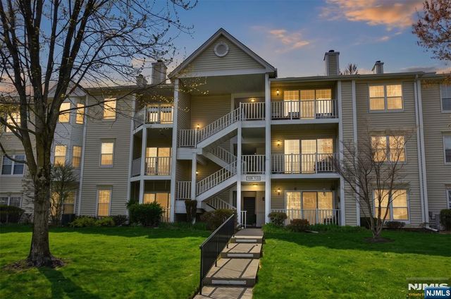 1133 Sycamore Lane, Mahwah, NJ 07430