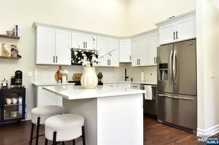1133 Sycamore Lane, Mahwah, NJ 07430