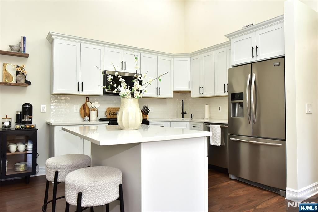 1133 Sycamore Lane, Mahwah, NJ 07430