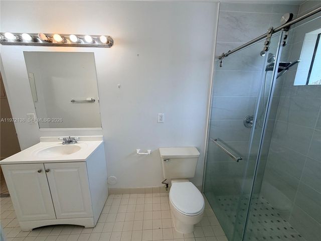 1818 Racquet Ct, North Lauderdale, FL 33068