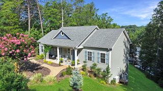 308 Buck Run DR, Moneta, VA 24121