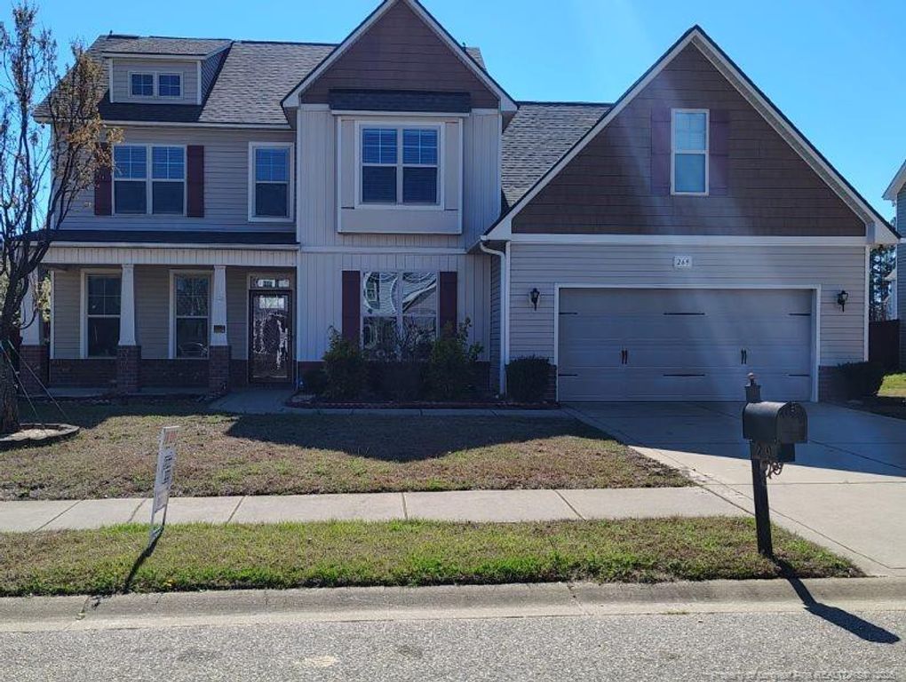 269 Fountain Grove Drive, Raeford, NC 28376