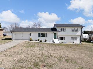 508 American Legion Road, Greer, SC 29561