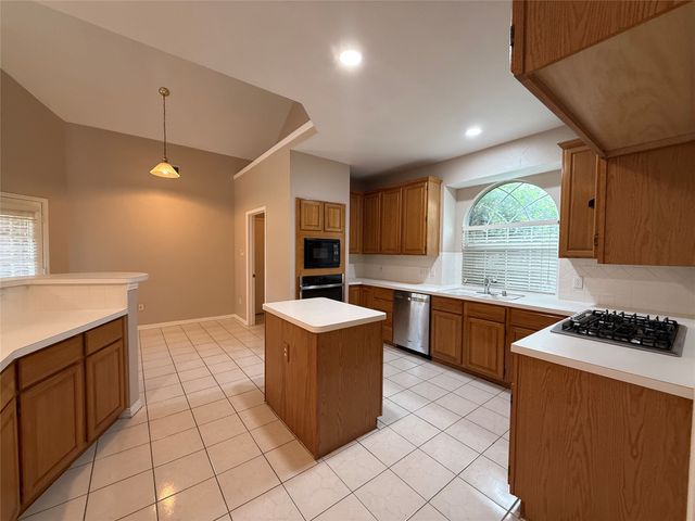2321 Flanders Lane, Plano, TX 75025