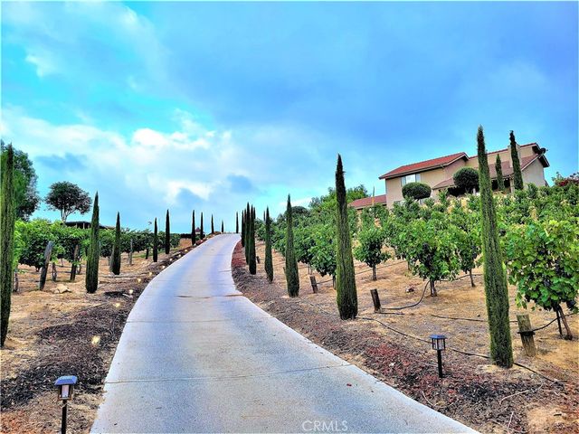 40995 Via Fernando, Temecula, CA 92592