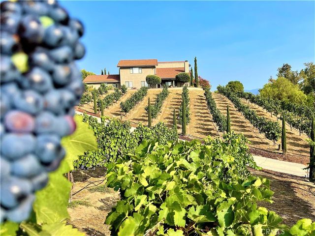 40995 Via Fernando, Temecula, CA 92592
