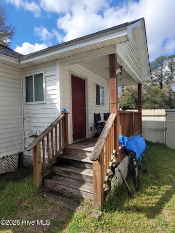 5027 Oleander Drive, Wilmington, NC 28403