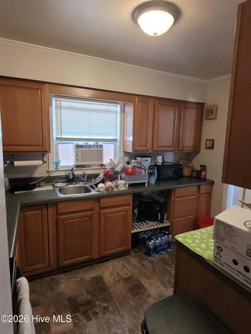 5027 Oleander Drive, Wilmington, NC 28403